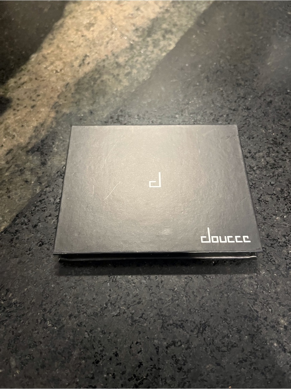 Doucce on the go eyeshadow pallet